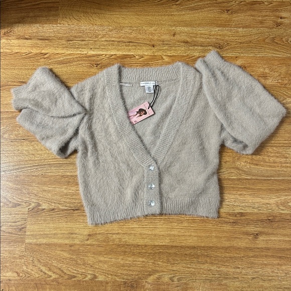 Sincerly Jules Sweaters - Sincerely Jules Soft Beige Knit Sweater Sz M